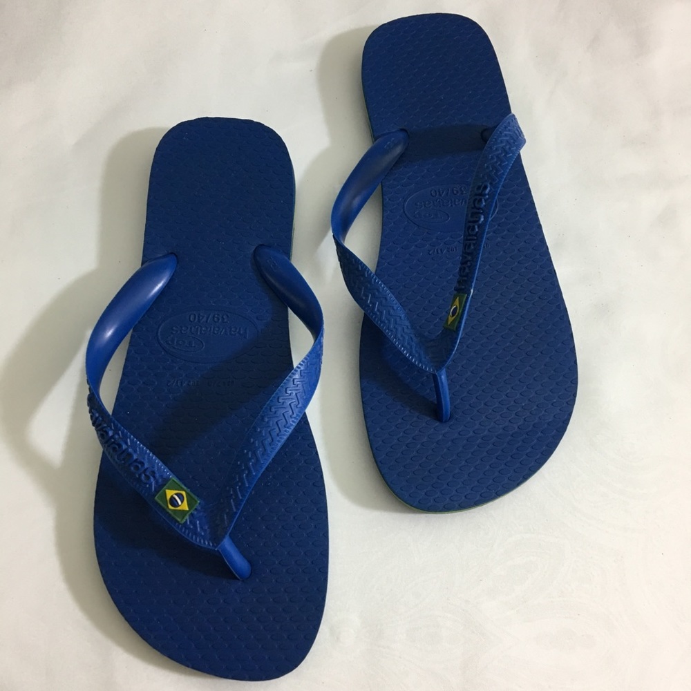 Blue Havaianas Size 7/8